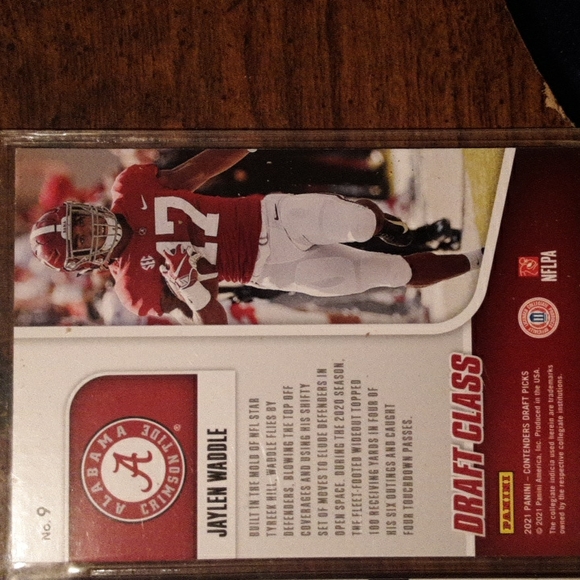 2021 Jaylen Waddle rookie cards - Picture 2 of 6